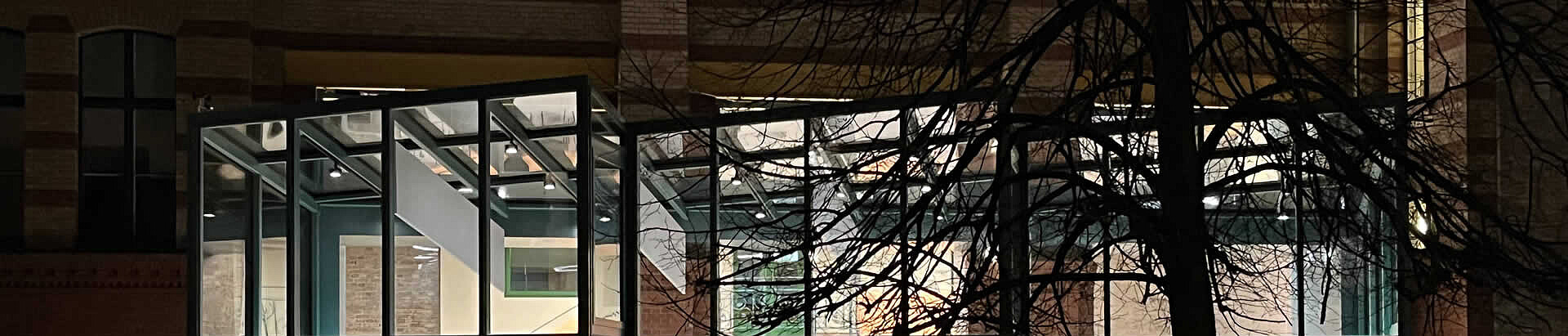 01_WZB_Glasanbau_Nacht_banner